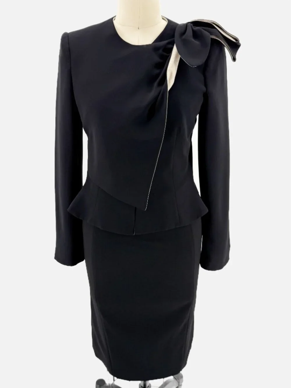 Giorgio Armani Wool Black 2-Pc Corporate Luxury Suit Set 36-38/XXS-XS - Picture 16 of 16